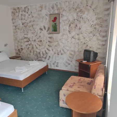 хотел андре 3*