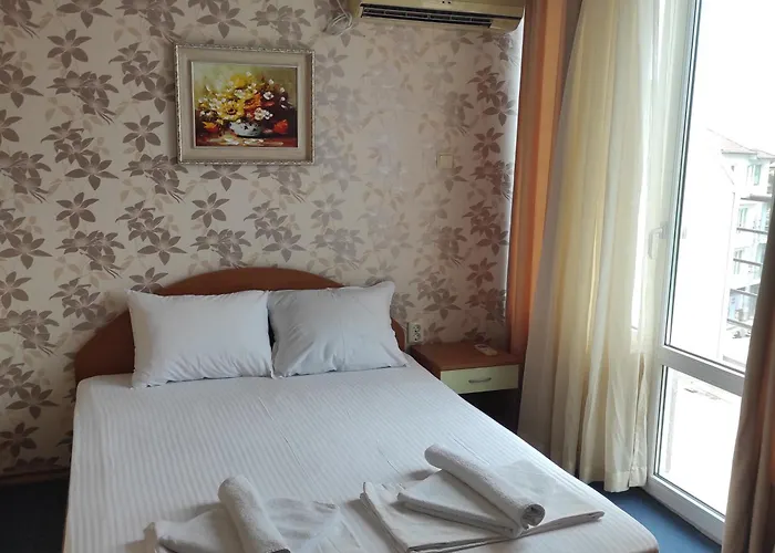 Hotel хотел андре 3*