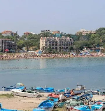 хотел андре 酒店